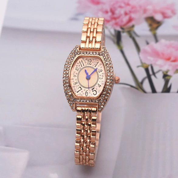 Alloy Barrelshaped Women's Quartz Bracelet Watch Luxury Leisure Style