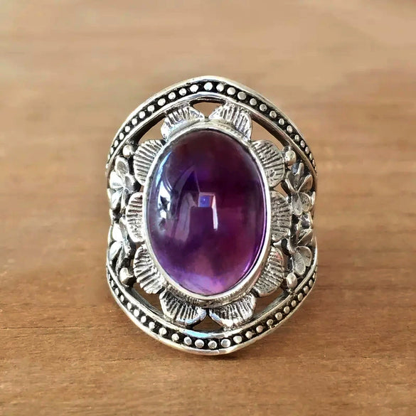 Alloy Bohemian Distressed Ring With Carved Flower And Leaf Pattern For Women