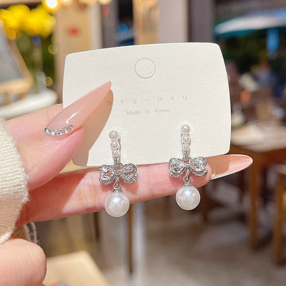 Alloy Bow And Heart Shape Electroplated Zircon Pearl Women's Earrings