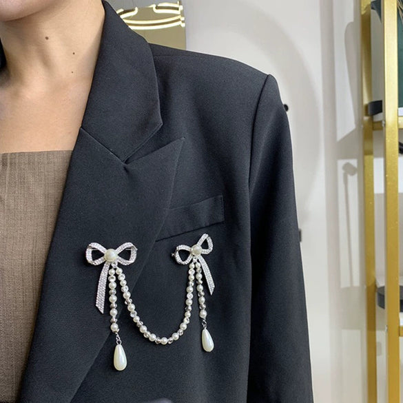 Alloy Bow Pearl Chain Brooch Electroplating Women's Style