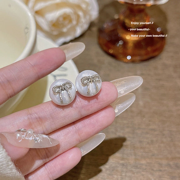Alloy Bow Pearl Women's Earrings Set With Pearls Sweet Style