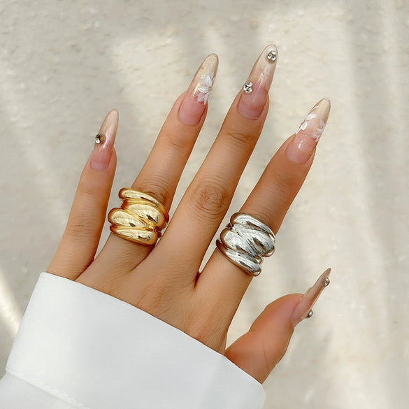 Alloy Butterfly Ring For Women With Bow And Geometric Pattern And Electroplating Treatment
