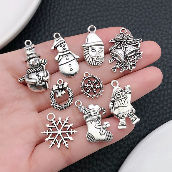Alloy Christmas Series Pendant Accessories With Snowman Christmas Tree Deer Snowflake Natural Style Electroplating Treatment