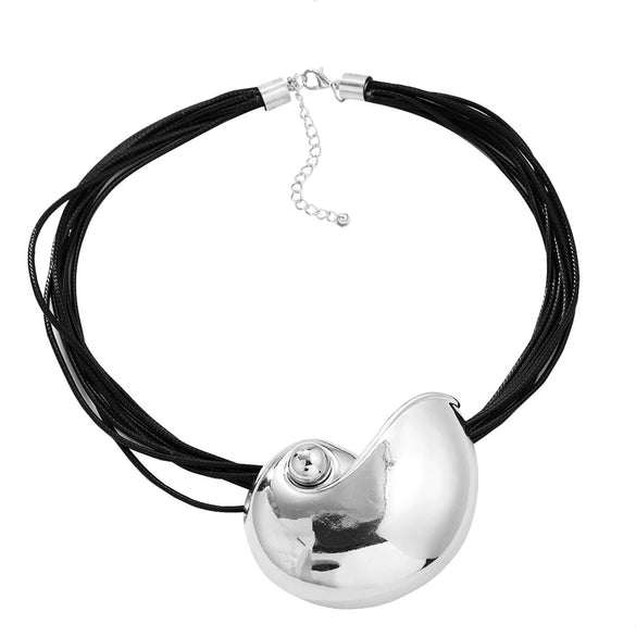 Alloy Conch Necklace Women's Fashionable Metal Pendant With Animal Geometric Style Electroplated