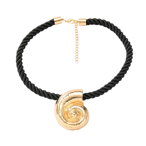 Alloy Conch Pendant Necklace For Women Black Rope Snake Bone Chain Electroplated Geometric Pattern Animal Style