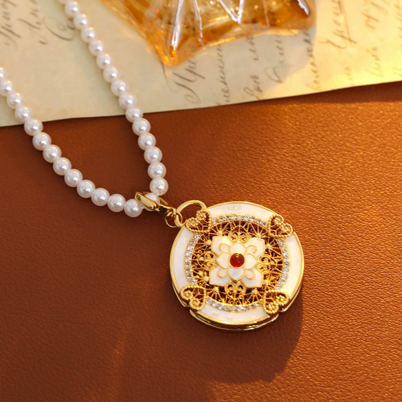Alloy Copper Geometric Detachable Universal Buckle Eight Treasure Compass Pendant Necklace Electroplated Handmade Women's O Word Chain Sweater Chain