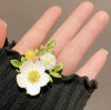 Alloy Daisy Flower Brooch Electroplated Natural Style For Women