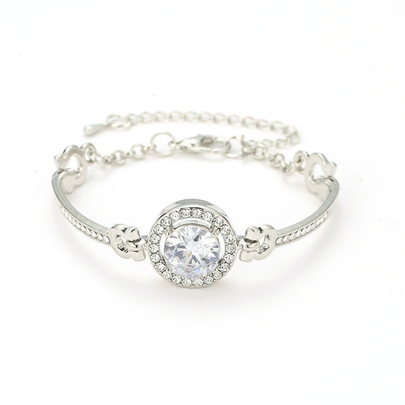 Alloy Diamond Women's Love Geometric Retro Bracelet With Flower And Heart Shapes