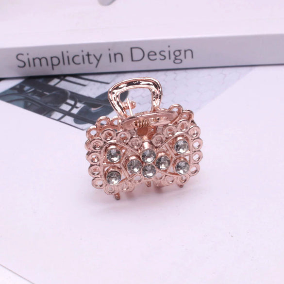 Alloy Diamondencrusted Grabber Bangs Clip Women's Fashion Headwear Bow Hairpin