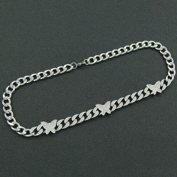 Alloy Diamondencrusted Insectshaped Cuban Chain Necklace For Women