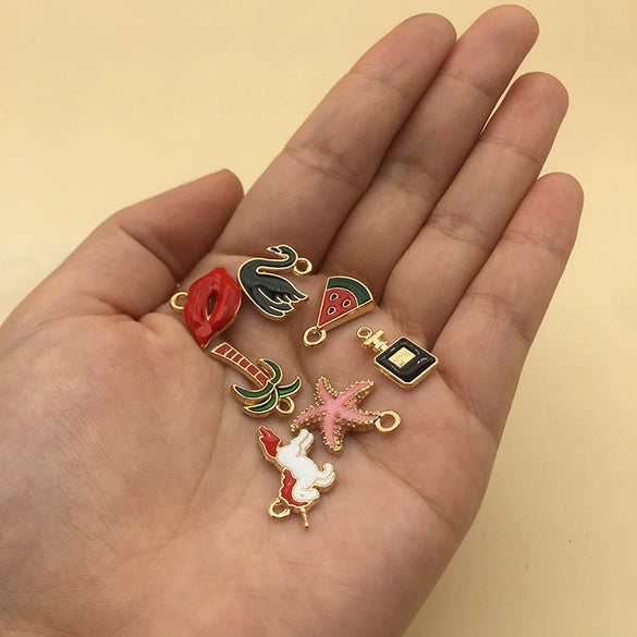 Alloy Dripgloss Pendants For Jewelry Accessories In Crown And Coconut Tree Cartoon Styles With Dripping Oil Treatment