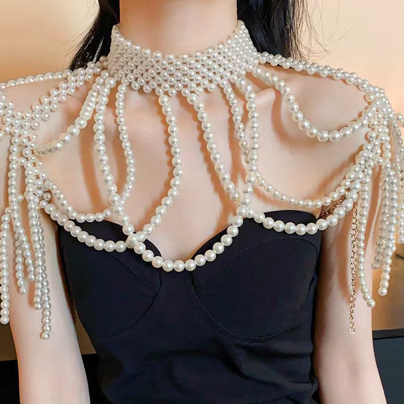 Alloy Drop Shape Geometric Multilayer Shoulder Chain Necklace Set With Diamonds For Women