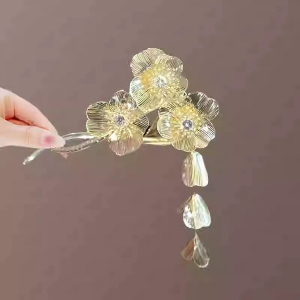 Alloy Electroplated Animal Pattern Hairpin Butterfly Petals Fringed Hair Accessories