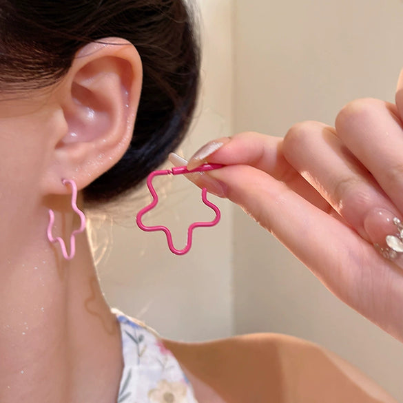 Alloy Electroplated Flower Heart Asymmetric Blue Gradient Women's Earrings