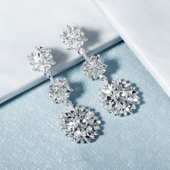 Alloy Electroplated Geometric Flower Style Earrings