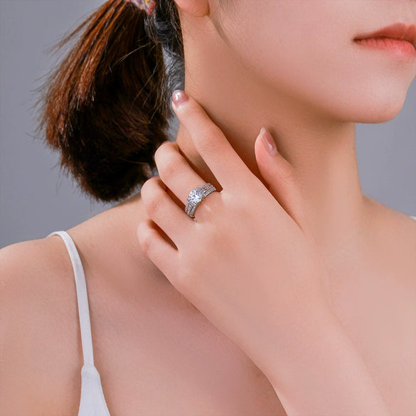 Alloy Electroplated Geometric Ring For Women Light Luxury Style