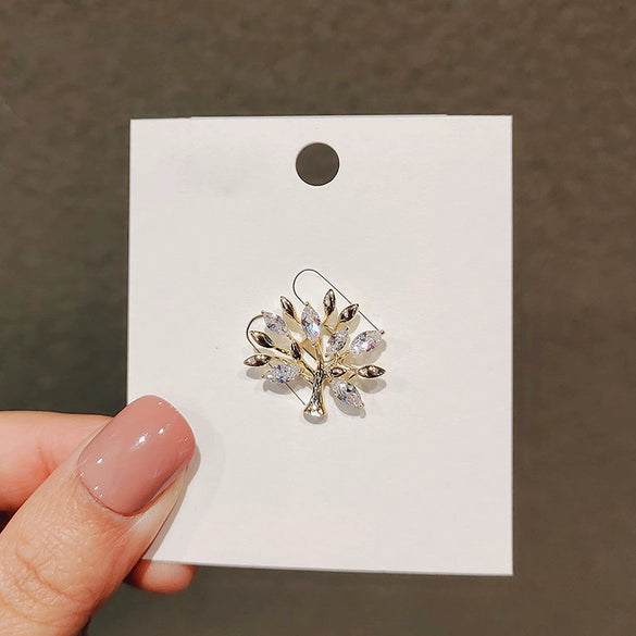 Alloy Electroplated Happy Tree Brooch For Women