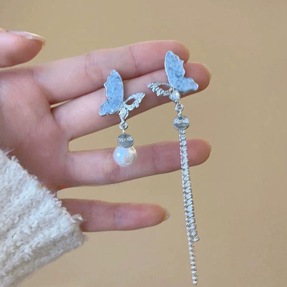 Alloy Electroplated Insect Pattern Women's Ear Jewelry With Asymmetric Blue Butterfly Tassel And Long Pearl Design
