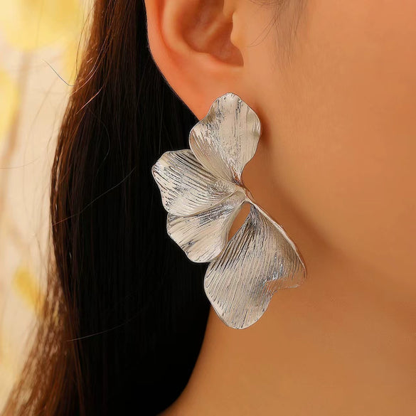 Alloy Electroplated Leaf Design Sense Women's Earrings
