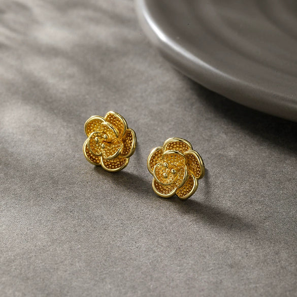 Alloy Electroplated Light Luxury Flower Earrings For Women