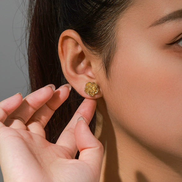 Alloy Electroplated Light Luxury Flower Earrings For Women