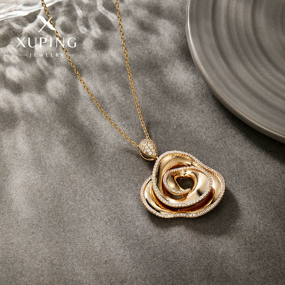 Alloy Electroplated Niche Style Flower Shaped Rose Melon Seed Buckle Necklace Pendant With Micropaved Zircon