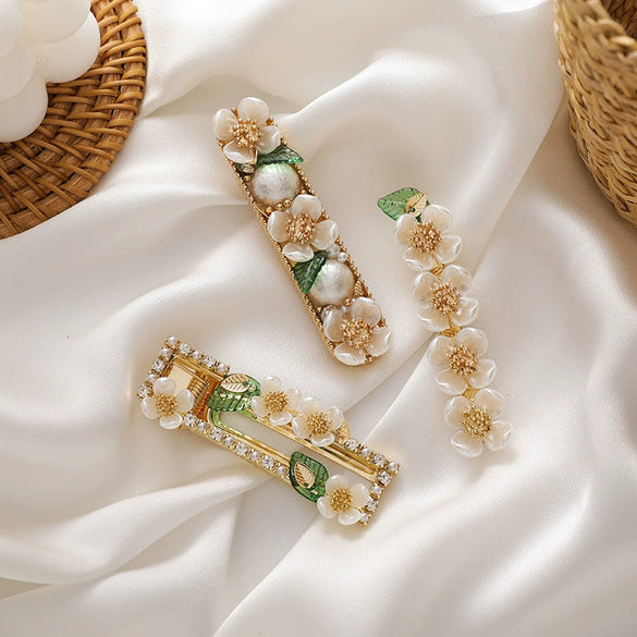 Alloy Electroplated Women's Plant Flower Style Duckbill Clip Hair Accessory