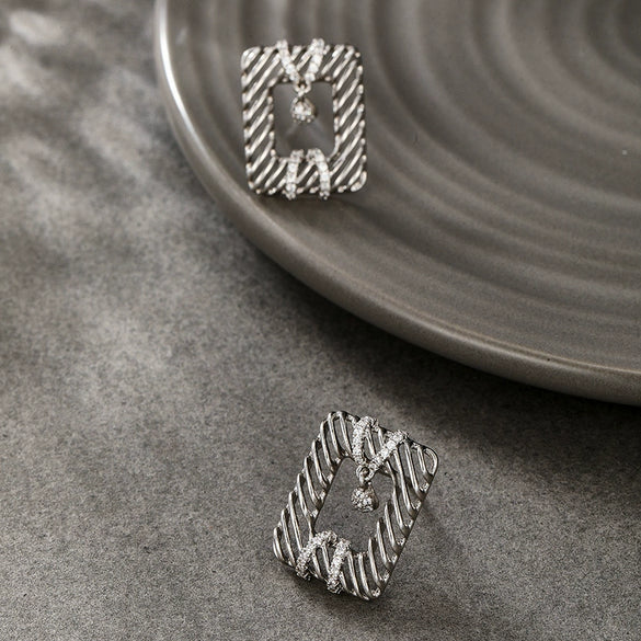 Alloy Electroplating Geometric Fashionable Microencrusted Zircon Simple Niche Design Earrings