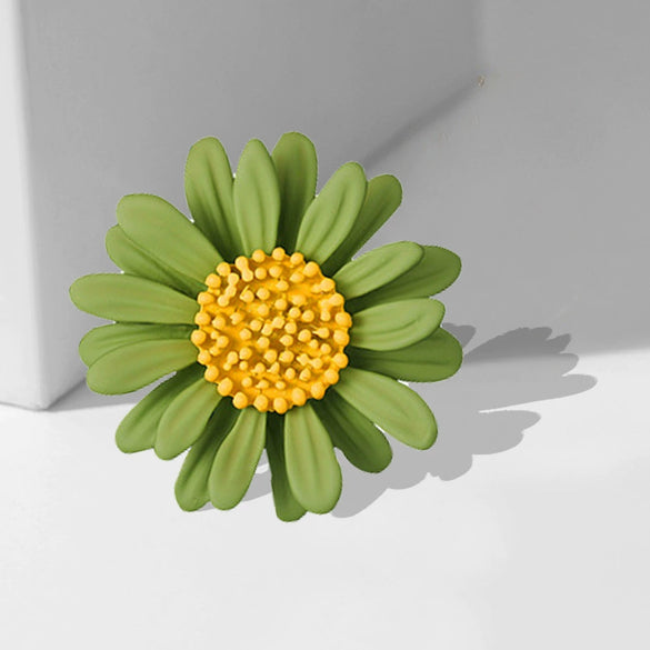 Alloy Flower Brooch And Pin Accessories With Electroplating For Women