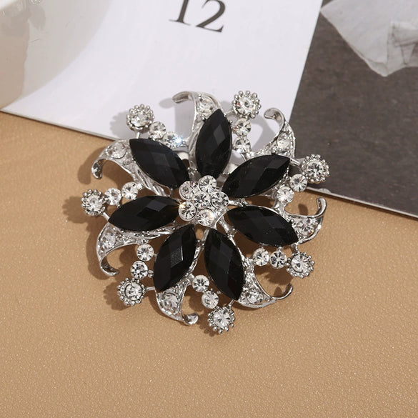 Alloy Flower Brooch Electroplated Clothing Accessories