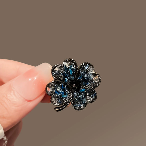 Alloy Flower Brooch For Women Natural Style Electroplated