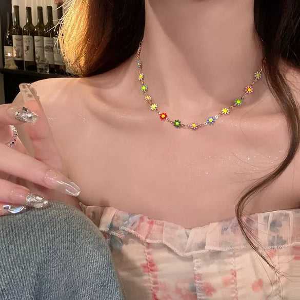 Alloy Flower Daisy Beaded Clavicle Chain Necklace For Women Electroplated