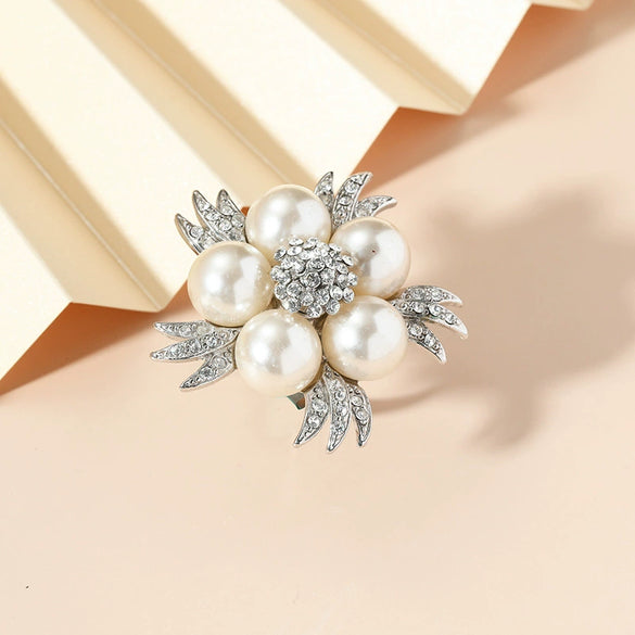 Alloy Flower Diamondencrusted Ring Exaggerated Elegant Retro Style Unisex
