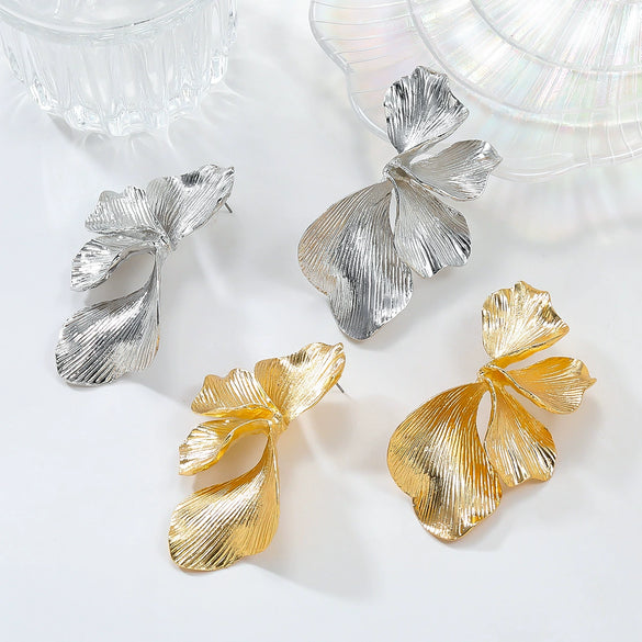 Alloy Flower Earrings For Women Electroplated Trendy Style