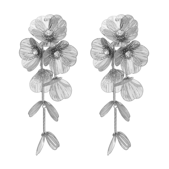 Alloy Flower Earrings For Women Styling With Diamond Design