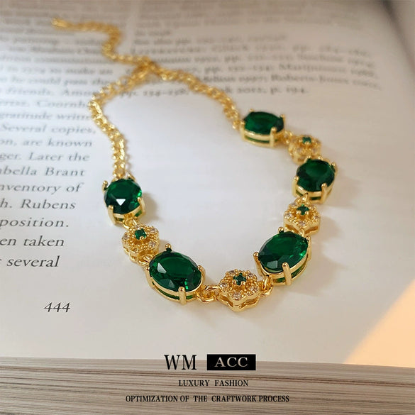 Alloy Flower Emerald Diamond Light Luxury Women's Bracelet With Gold Electroplating