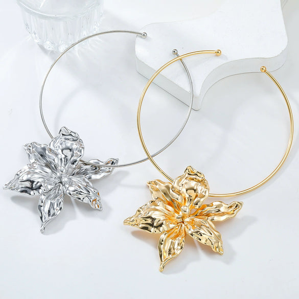 Alloy Flower Hip Hop Women's Necklace With Snake Bone Chain