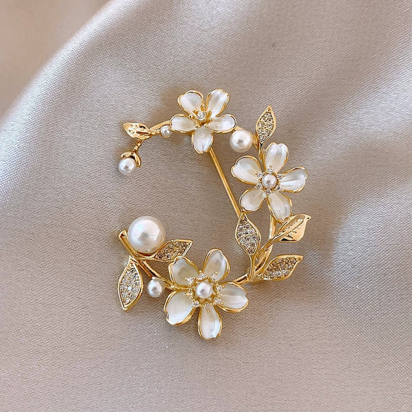 Alloy Flower Pearl Women's Brooch Electroplated Luxury Elegant Niche Design Suit Coat Accessories