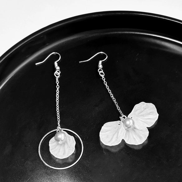 Alloy Flower Petal Beads Asymmetric Light Luxury Women's Earrings With Electroplating