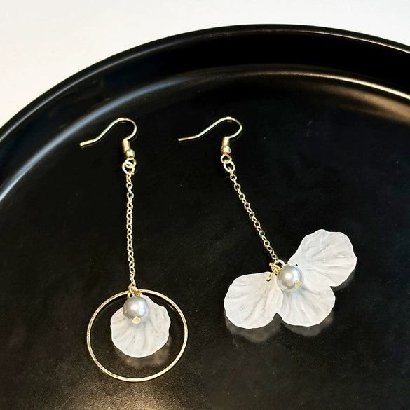 Alloy Flower Petal Beads Asymmetric Light Luxury Women's Earrings With Electroplating