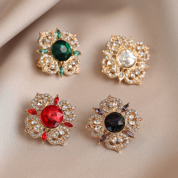 Alloy Flower Retro Antiexposure Electroplating Brooch For Women