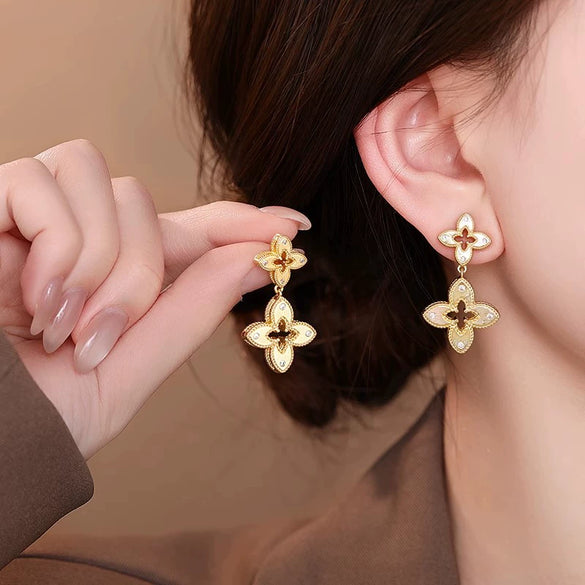 Alloy Flower Retro Electroplated Women's Earrings