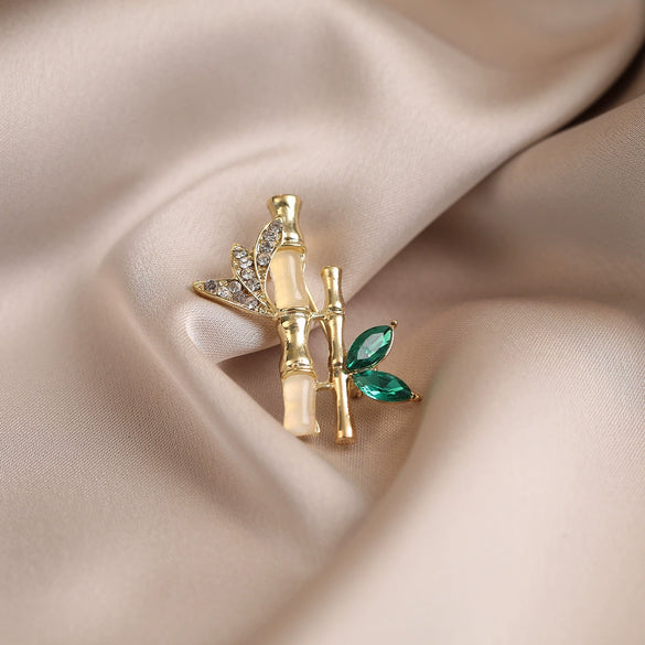 Alloy Flower Shape Electroplated Women's Bamboo Brooch Minimalist Style