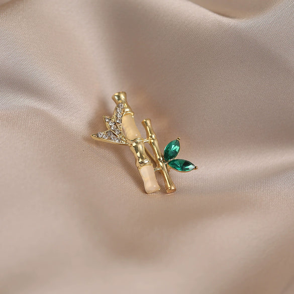 Alloy Flower Shape Electroplated Women's Bamboo Brooch Minimalist Style