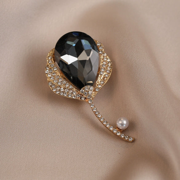 Alloy Flower Shaped Electroplated Women's Tulip Brooch Minimalist Style High End Coat Accessory