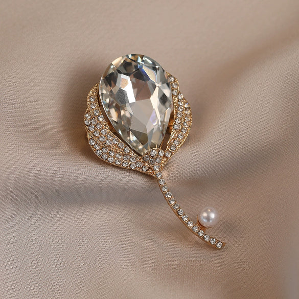 Alloy Flower Shaped Electroplated Women's Tulip Brooch Minimalist Style High End Coat Accessory
