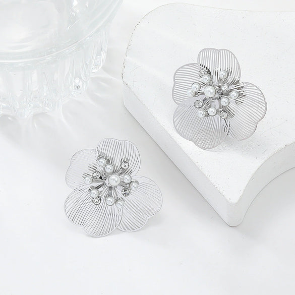 Alloy Flower Stud Earrings For Women Set With Pearls