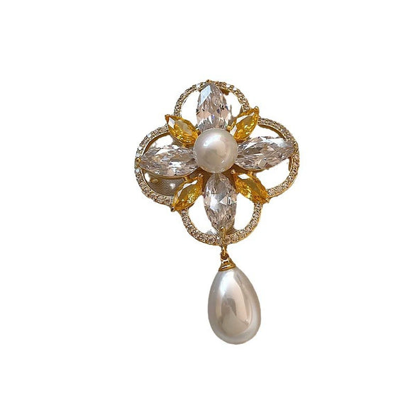 Alloy Flower Water Drop Pearl Women's Brooch With Electroplating Treatment