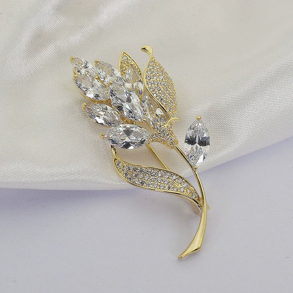 Alloy Flower Wheat Ear Water Drop Pearl Women's Brooch With Electroplating