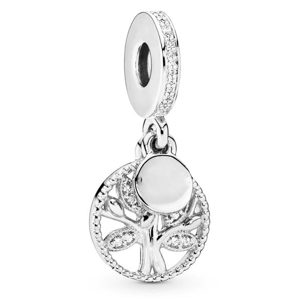 Alloy Fourleaf Clover Hollow Pendant Jewelry Diy Accessories With Totem Pattern And Electroplating Treatment